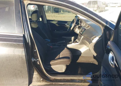 2018 Nissan Sentra Sv z USA, uszkodzony, nr VIN 3N1AB7AP8JY303007